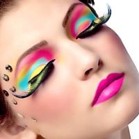 COSMETICE PENTRU FESTIVAL