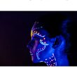 Creion stralucitor in lumina UV, pentru fata si corp, Magenta GLOW ME UP!